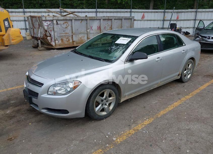 Photo 2 of 2011 Chevrolet Malibu LS (VIN 1G1ZB5EU8BF328155)