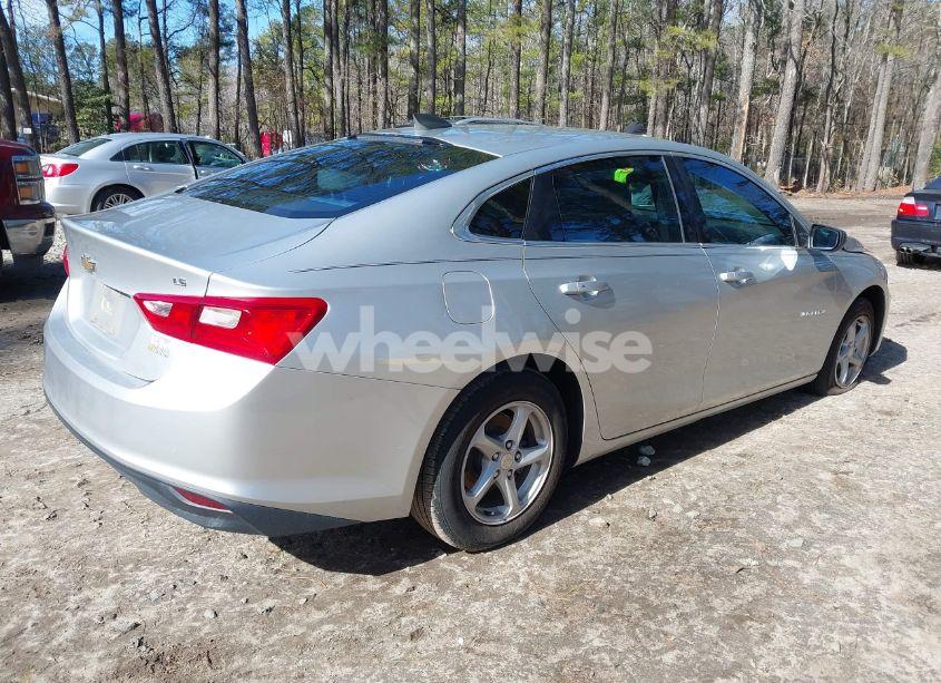 Photo 4 of 2016 Chevrolet Malibu LS (VIN 1G1ZB5ST0GF189867)