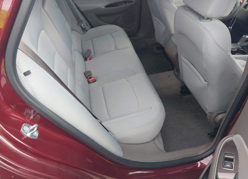 Photo 8 of 2016 Chevrolet Malibu LS (VIN 1G1ZB5ST0GF237903)