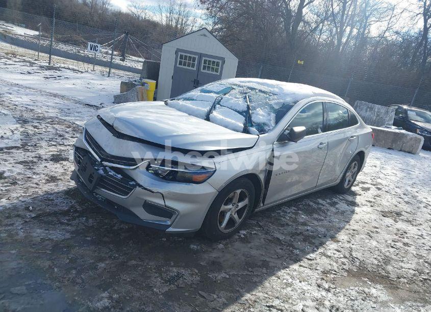 Photo 2 of 2016 Chevrolet Malibu LS (VIN 1G1ZB5ST0GF332896)