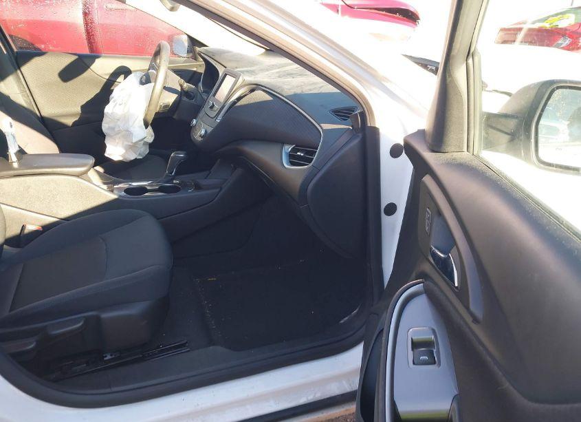 Photo 5 of 2016 Chevrolet Malibu LS (VIN 1G1ZB5ST0GF340223)