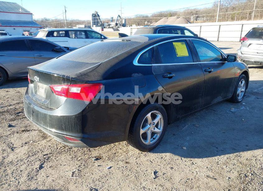 Photo 4 of 2016 Chevrolet Malibu LS (VIN 1G1ZB5ST0GF346555)