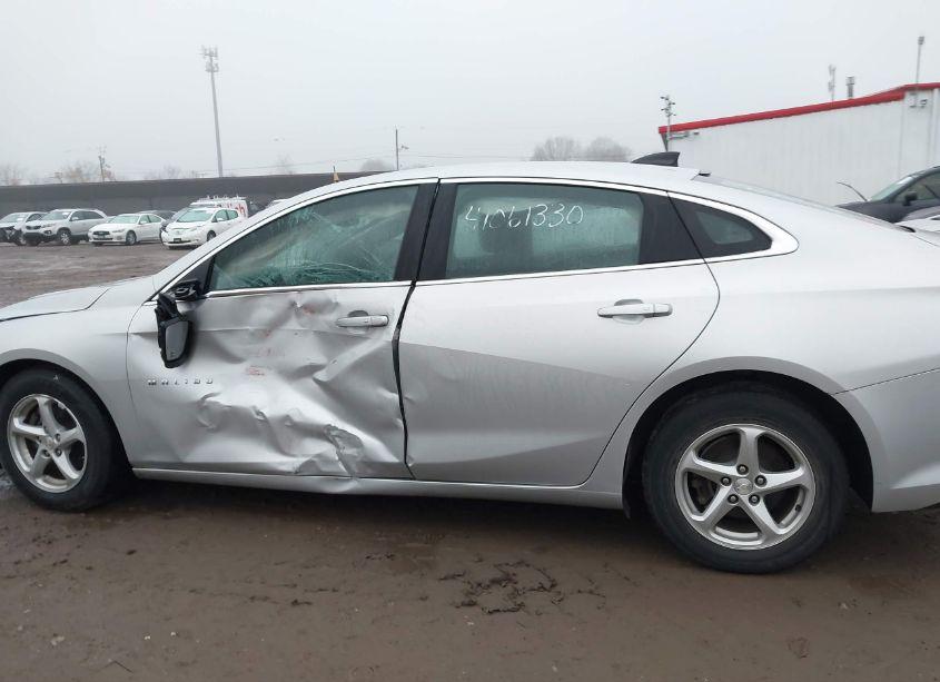 Photo 14 of 2016 Chevrolet Malibu LS (VIN 1G1ZB5ST0GF352081)