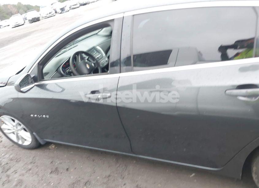 Photo 14 of 2017 Chevrolet Malibu LS (VIN 1G1ZB5ST0HF100543)