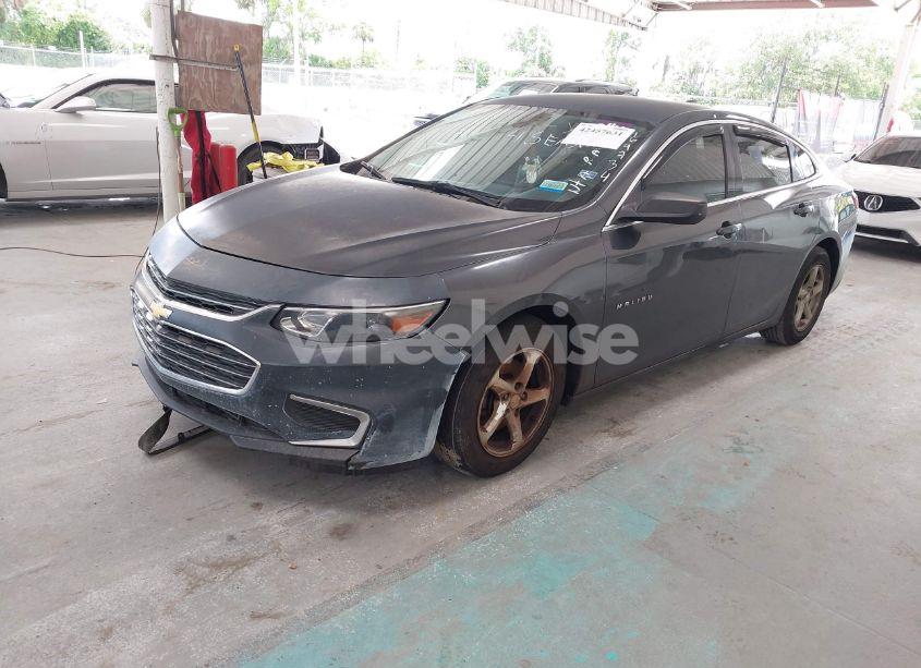 Photo 2 of 2017 Chevrolet Malibu LS (VIN 1G1ZB5ST0HF169734)