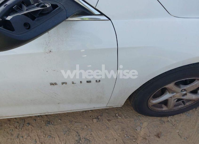 Photo 12 of 2017 Chevrolet Malibu LS (VIN 1G1ZB5ST0HF177929)