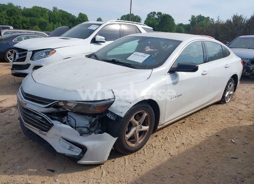 Photo 2 of 2017 Chevrolet Malibu LS (VIN 1G1ZB5ST0HF177929)