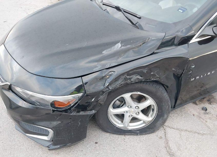 Photo 6 of 2017 Chevrolet Malibu LS (VIN 1G1ZB5ST0HF182063)