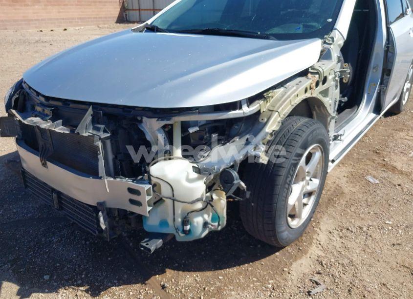 Photo 6 of 2017 Chevrolet Malibu LS (VIN 1G1ZB5ST0HF182516)