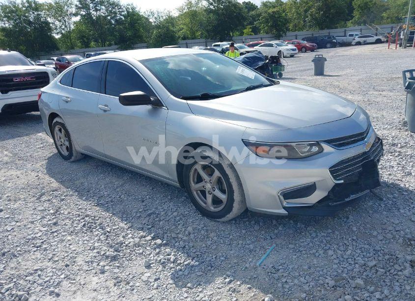 2017 Chevrolet Malibu LS (VIN 1G1ZB5ST0HF197212) main photo