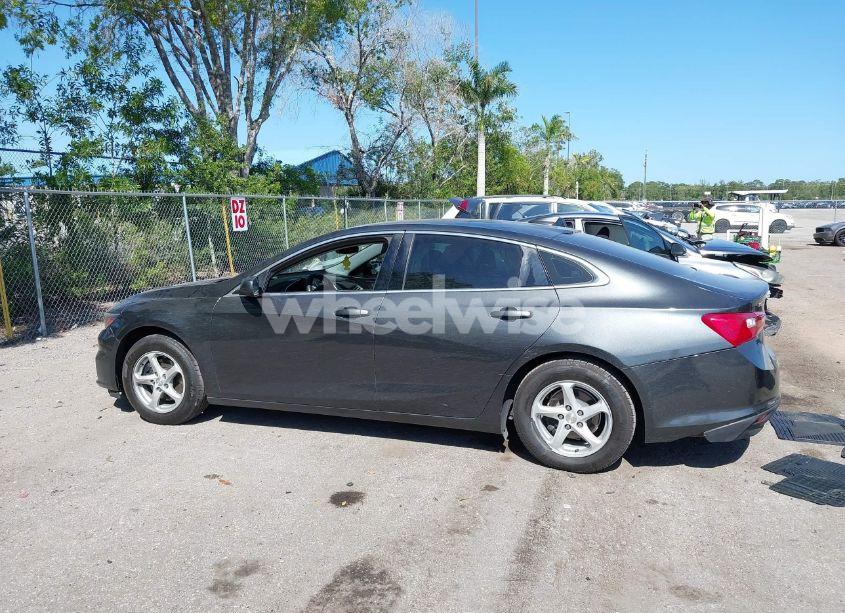 Photo 14 of 2017 Chevrolet Malibu LS (VIN 1G1ZB5ST0HF207706)