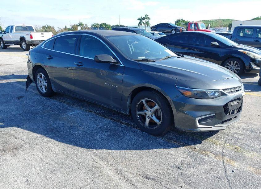 2017 Chevrolet Malibu LS (VIN 1G1ZB5ST0HF236770) main photo