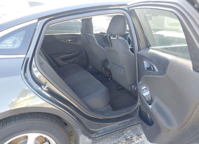 Photo 8 of 2017 Chevrolet Malibu LS (VIN 1G1ZB5ST0HF236770)