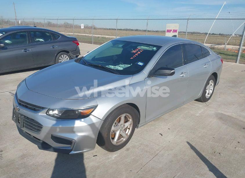Photo 2 of 2017 Chevrolet Malibu LS (VIN 1G1ZB5ST0HF287377)
