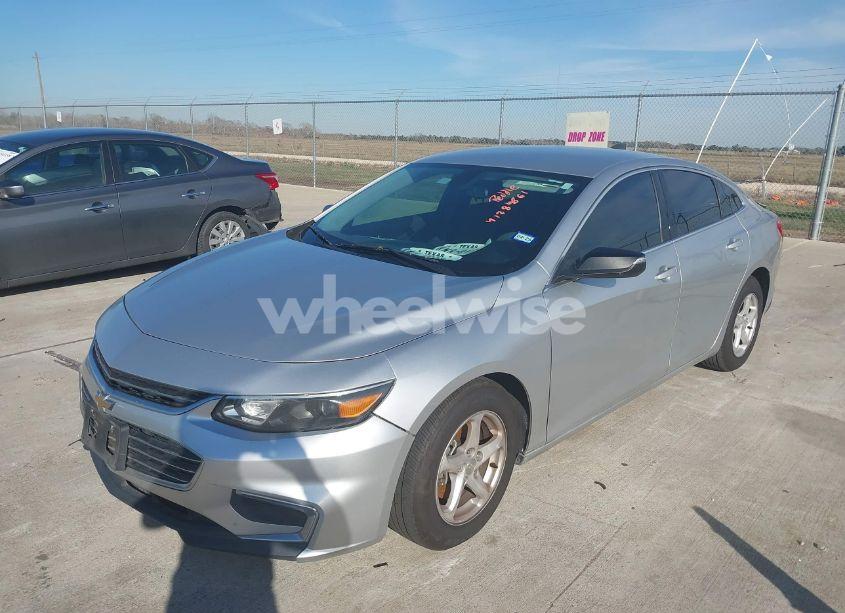 Photo 6 of 2017 Chevrolet Malibu LS (VIN 1G1ZB5ST0HF287377)