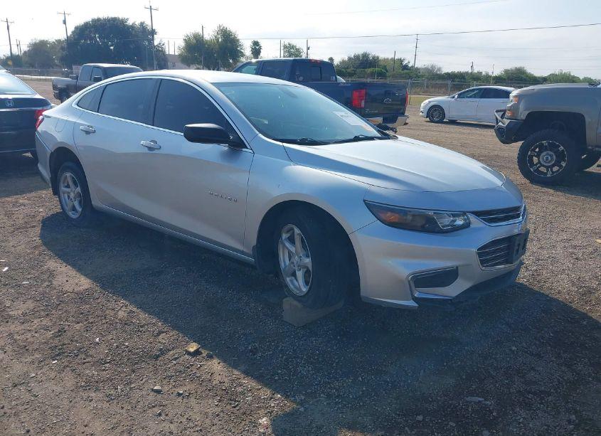 2018 Chevrolet Malibu 1LS (VIN 1G1ZB5ST0JF118207) main photo