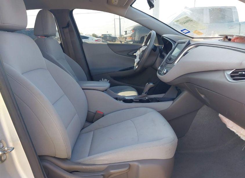 Photo 5 of 2018 Chevrolet Malibu 1LS (VIN 1G1ZB5ST0JF118207)