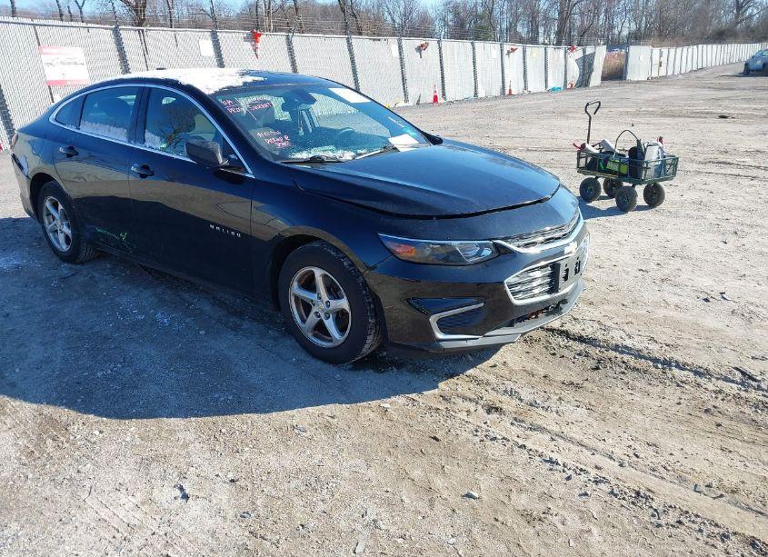 2018 Chevrolet Malibu 1LS (VIN 1G1ZB5ST0JF120166) main photo