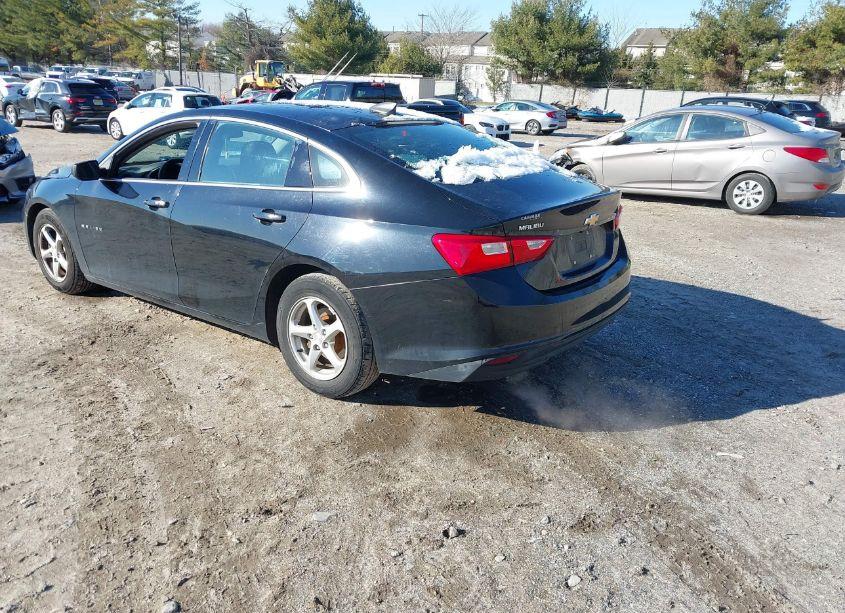 Photo 3 of 2018 Chevrolet Malibu 1LS (VIN 1G1ZB5ST0JF120166)