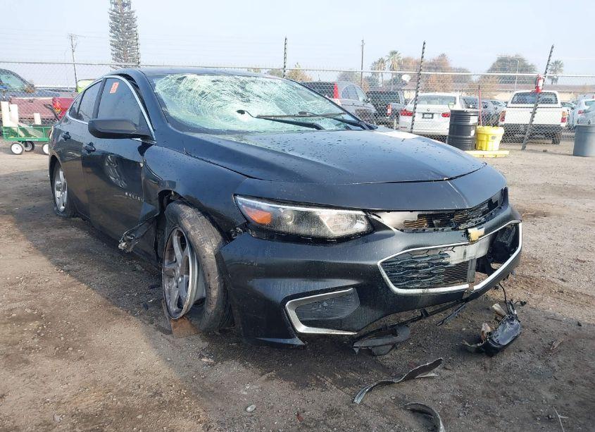 2018 Chevrolet Malibu 1LS (VIN 1G1ZB5ST0JF120264) main photo