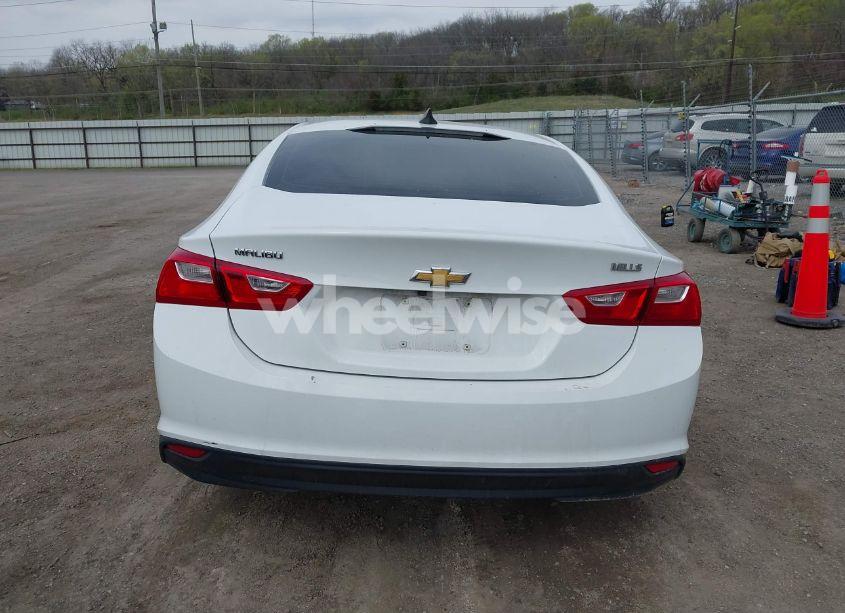 Photo 16 of 2018 Chevrolet Malibu 1LS (VIN 1G1ZB5ST0JF152034)