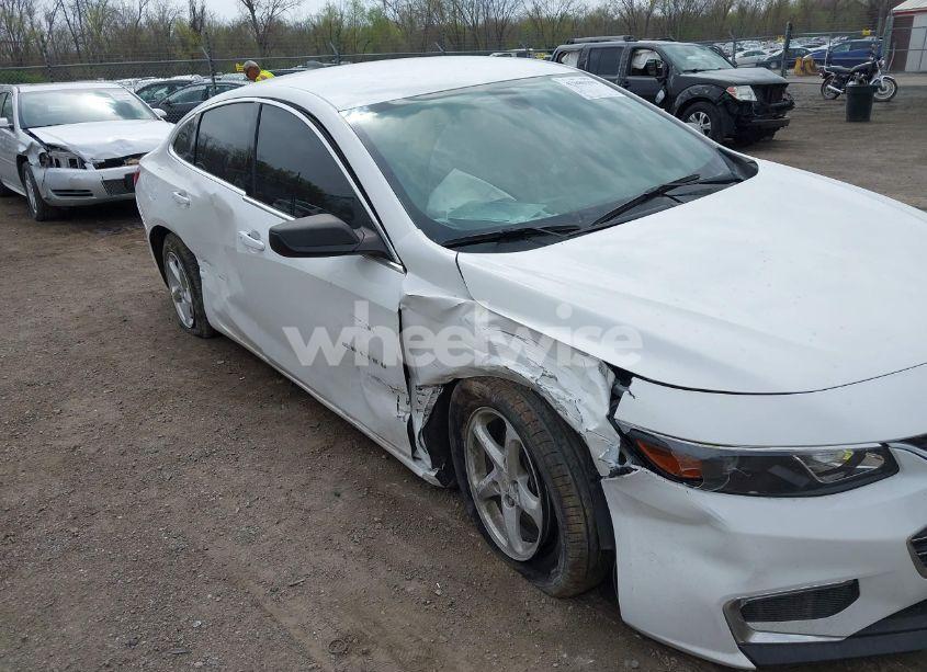 Photo 6 of 2018 Chevrolet Malibu 1LS (VIN 1G1ZB5ST0JF152034)