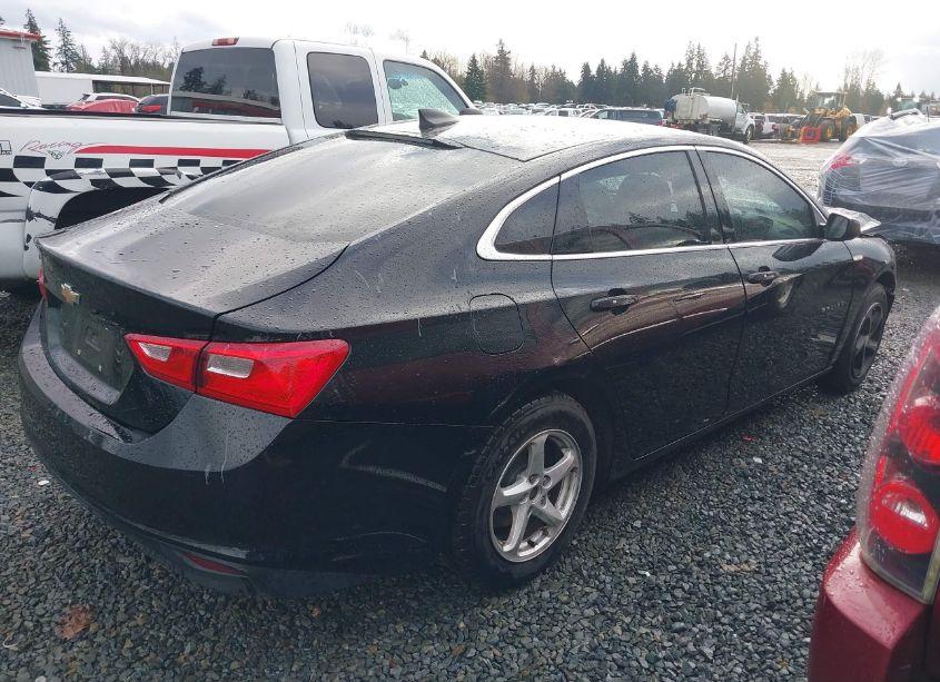 Photo 4 of 2018 Chevrolet Malibu 1LS (VIN 1G1ZB5ST0JF220929)