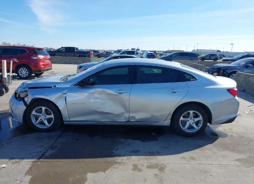 Photo 14 of 2018 Chevrolet Malibu 1LS (VIN 1G1ZB5ST0JF278961)