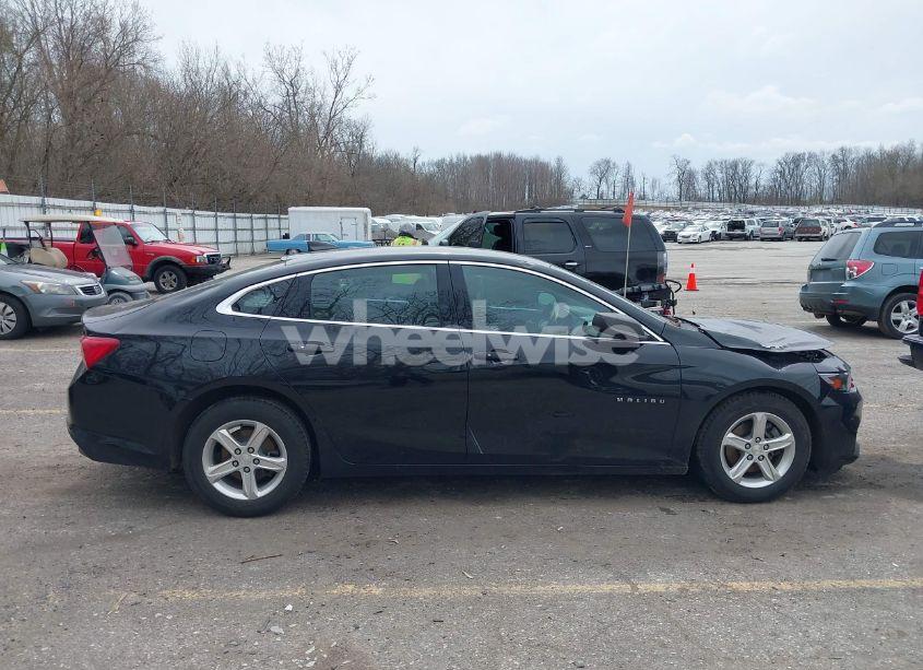 Photo 13 of 2018 Chevrolet Malibu 1LS (VIN 1G1ZB5ST0JF293394)