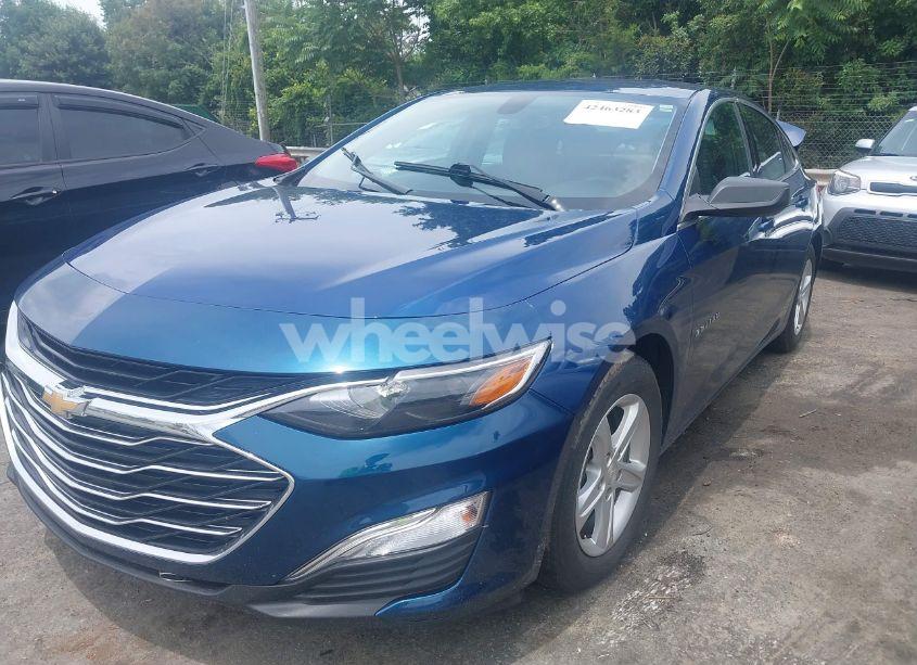 Photo 2 of 2019 Chevrolet Malibu 1LS (VIN 1G1ZB5ST0KF165707)