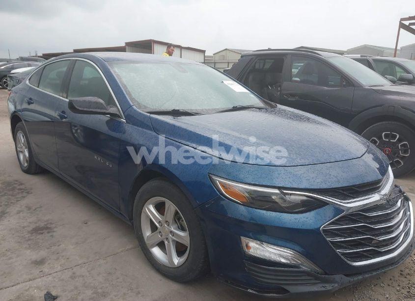 2019 Chevrolet Malibu 1LS (VIN 1G1ZB5ST0KF199341) main photo