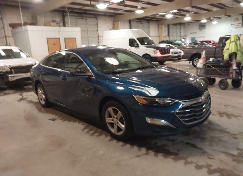2019 Chevrolet Malibu 1LS (VIN 1G1ZB5ST0KF209866) main photo
