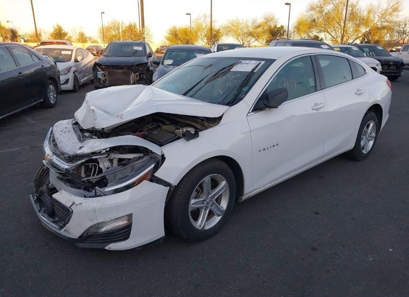 Photo 2 of 2019 Chevrolet Malibu 1LS (VIN 1G1ZB5ST0KF219247)