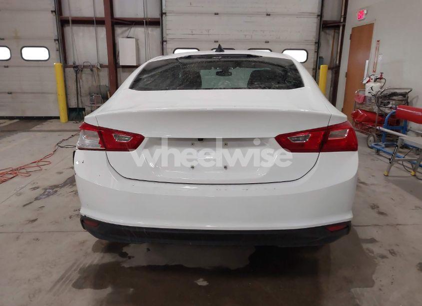 Photo 16 of 2020 Chevrolet Malibu LS (VIN 1G1ZB5ST0LF013282)
