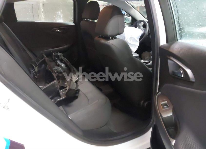 Photo 8 of 2020 Chevrolet Malibu LS (VIN 1G1ZB5ST0LF013282)