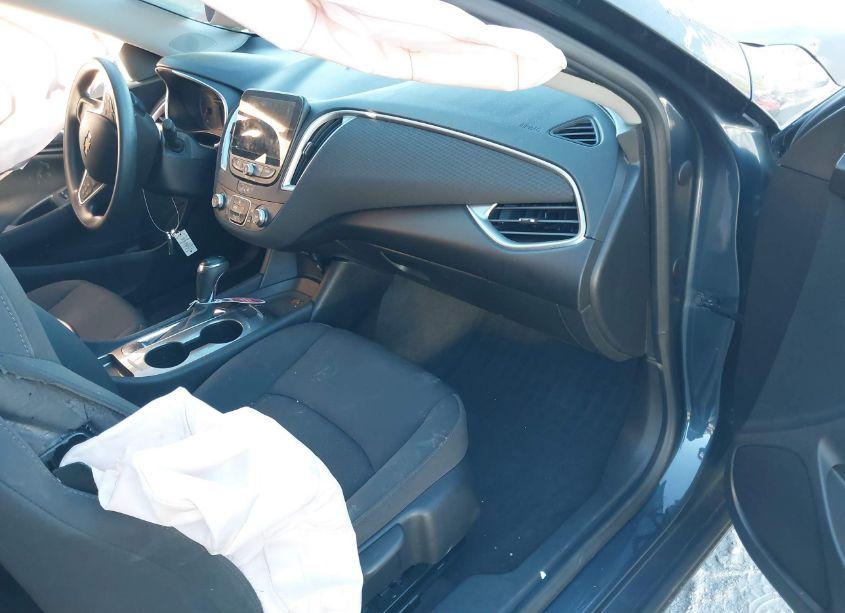 Photo 5 of 2020 Chevrolet Malibu FWD LS (VIN 1G1ZB5ST0LF027585)