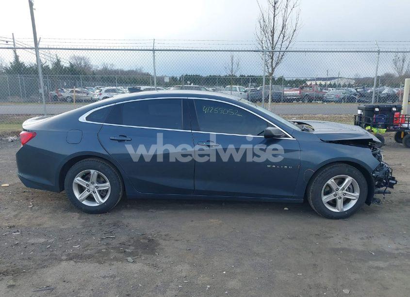 Photo 13 of 2021 Chevrolet Malibu FWD LS (VIN 1G1ZB5ST0MF084340)