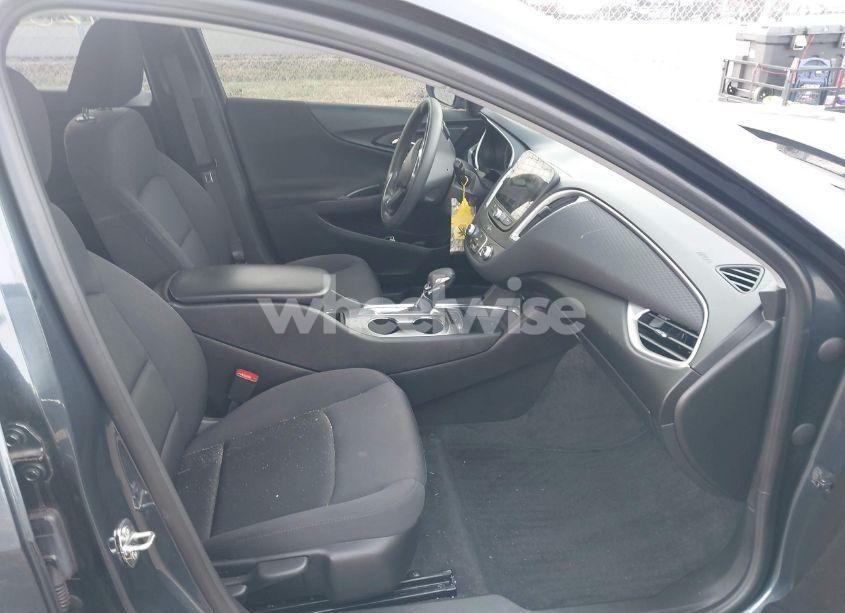 Photo 5 of 2021 Chevrolet Malibu FWD LS (VIN 1G1ZB5ST0MF084340)