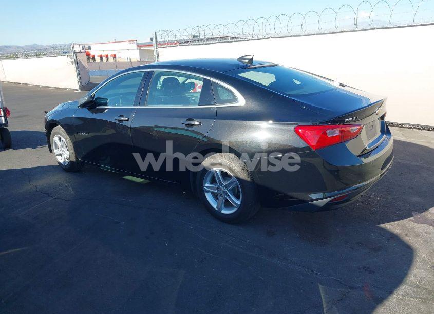 Photo 3 of 2022 Chevrolet Malibu FWD LS (VIN 1G1ZB5ST0NF189025)