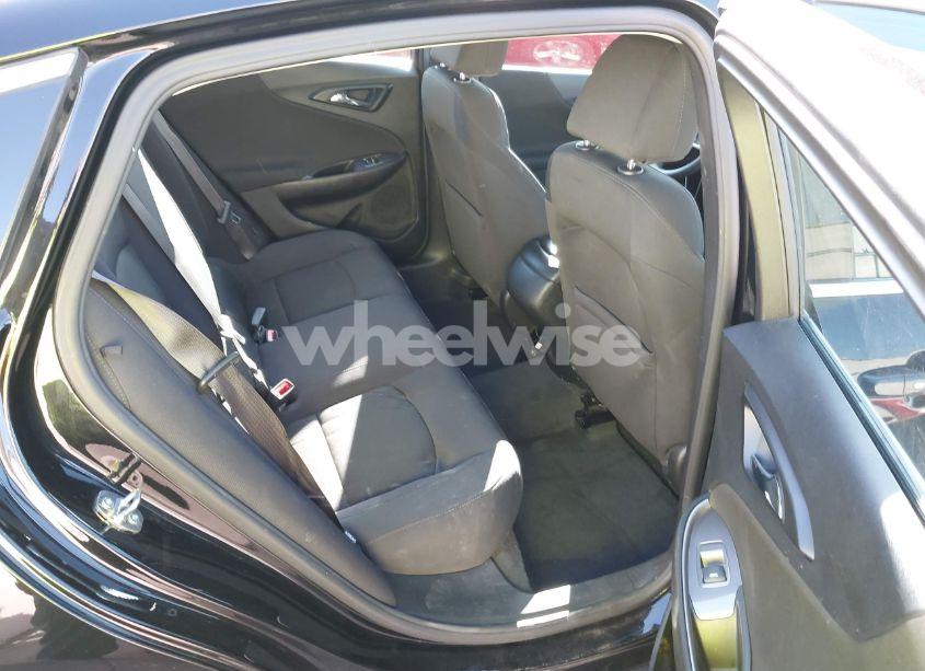 Photo 8 of 2022 Chevrolet Malibu FWD LS (VIN 1G1ZB5ST0NF189025)