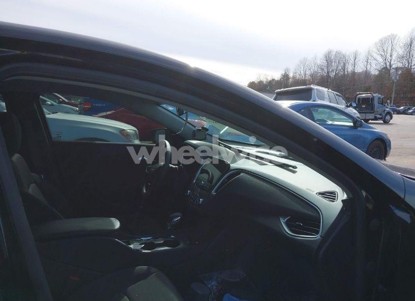 Photo 5 of 2024 Chevrolet Malibu FWD LS (VIN 1G1ZB5ST0RF199253)