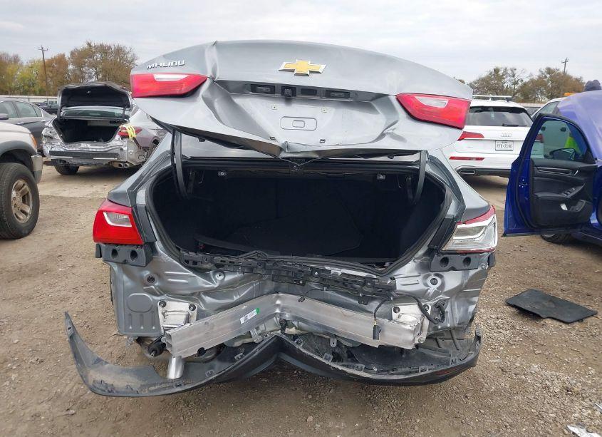 Photo 6 of 2025 Chevrolet Malibu FWD LS (VIN 1G1ZB5ST0SF102588)