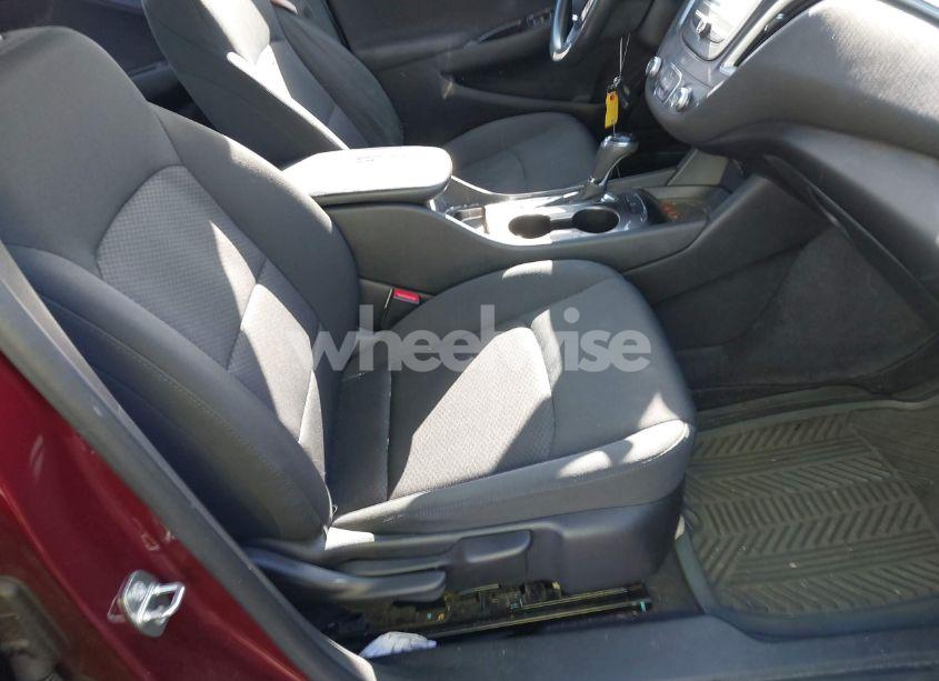 Photo 5 of 2016 Chevrolet Malibu LS (VIN 1G1ZB5ST1GF224092)