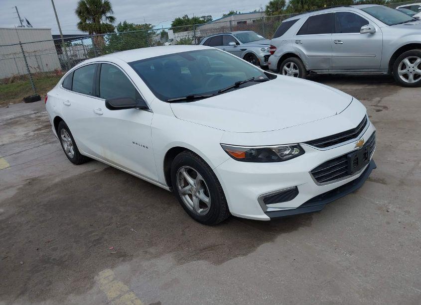 2016 Chevrolet Malibu LS (VIN 1G1ZB5ST1GF261174) main photo