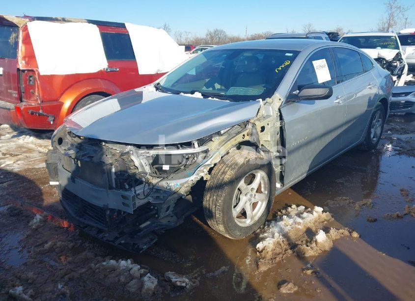Photo 2 of 2017 Chevrolet Malibu LS (VIN 1G1ZB5ST1HF138881)