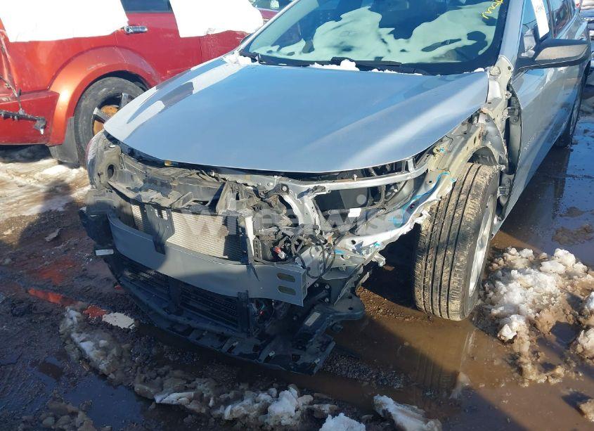 Photo 6 of 2017 Chevrolet Malibu LS (VIN 1G1ZB5ST1HF138881)