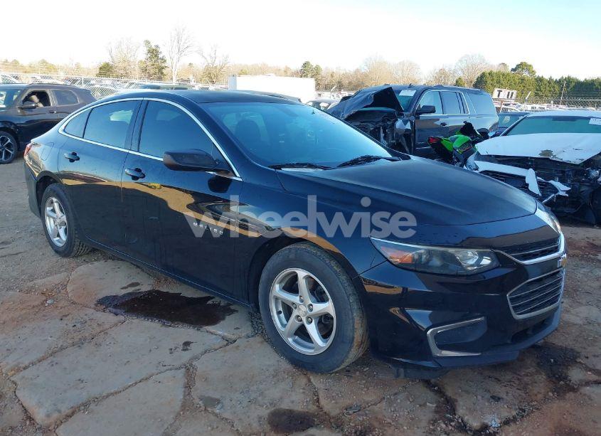 2017 Chevrolet Malibu LS (VIN 1G1ZB5ST1HF155468) main photo