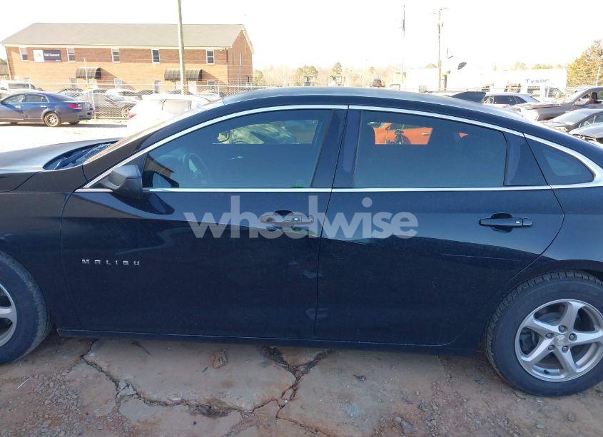 Photo 14 of 2017 Chevrolet Malibu LS (VIN 1G1ZB5ST1HF155468)