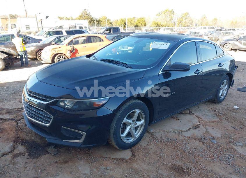 Photo 2 of 2017 Chevrolet Malibu LS (VIN 1G1ZB5ST1HF155468)