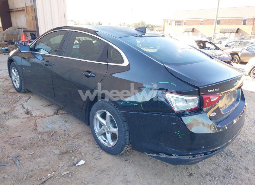 Photo 3 of 2017 Chevrolet Malibu LS (VIN 1G1ZB5ST1HF155468)